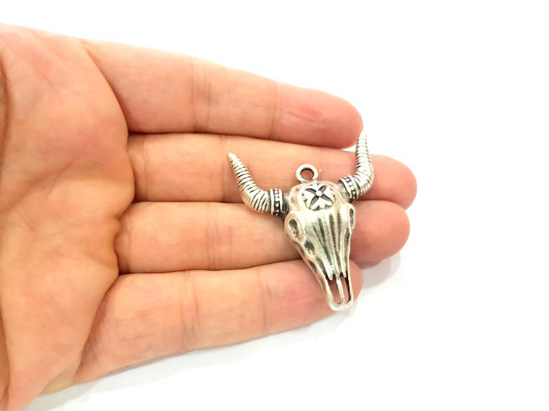Silver Ox Head Skull Pendant Antique Silver Plated Pendant (46x38mm) G9434