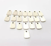 20 Silver Charms Antique Silver Plated Charms (10x7mm) G11592