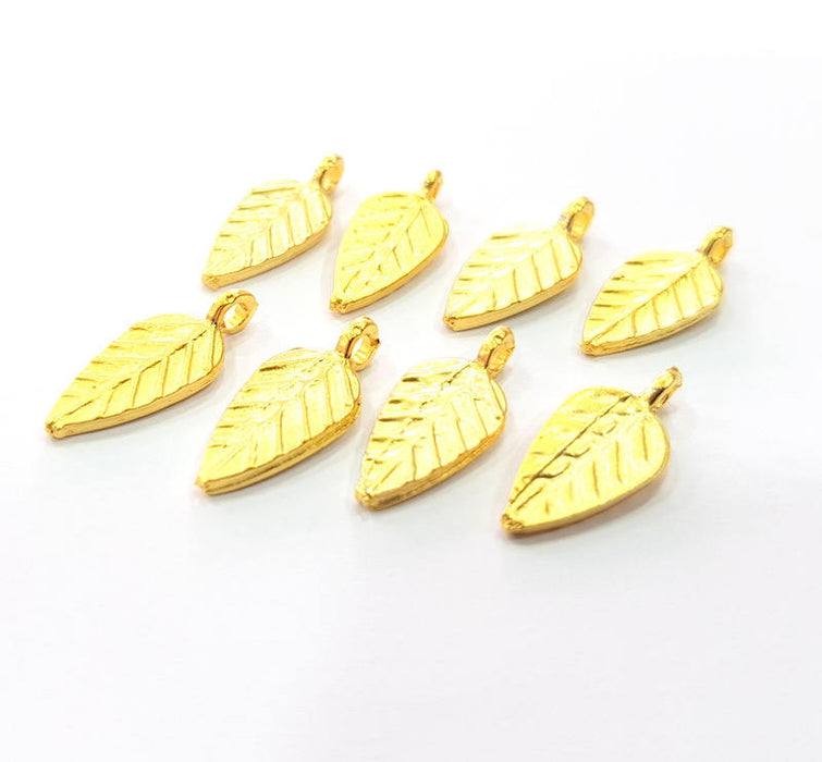 8 Leaf Charm Gold Plated Charms  (17x7mm)  G10267