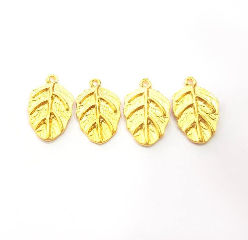 4 Leaf Charm Gold Charm Gold Plated Charms  (22x13mm)  G10269
