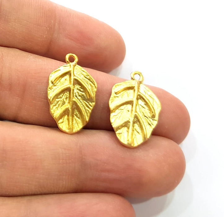 4 Leaf Charm Gold Charm Gold Plated Charms  (22x13mm)  G10269