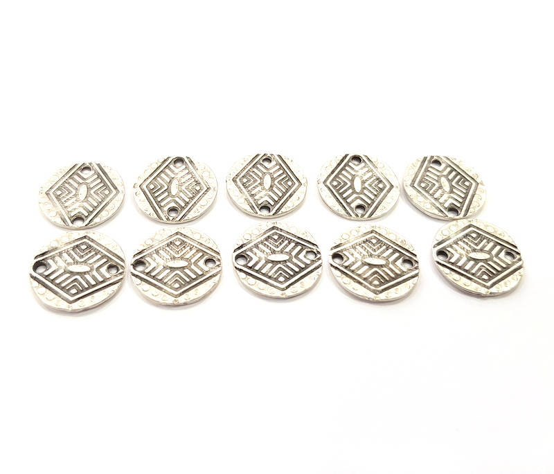 10 Silver Charms Antique Silver Plated Charms (16mm) G10314
