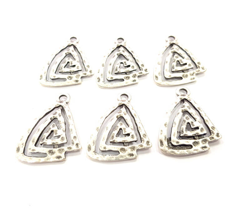 8 Triangle Charms Antique Silver Plated Metal Charms (27x20mm) G14435