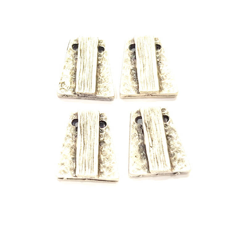4 Hammered Charms Antique Silver Plated Metal Charms (18x15mm) G10334
