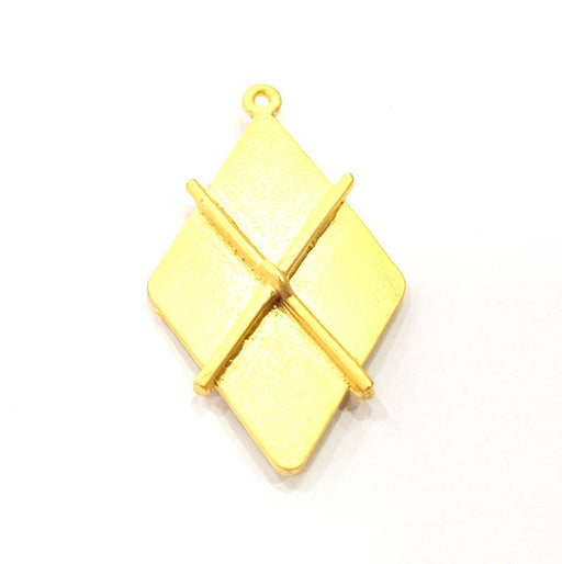 Shield Pendant Gold Plated Metal Pendant (43x25mm)  G10347