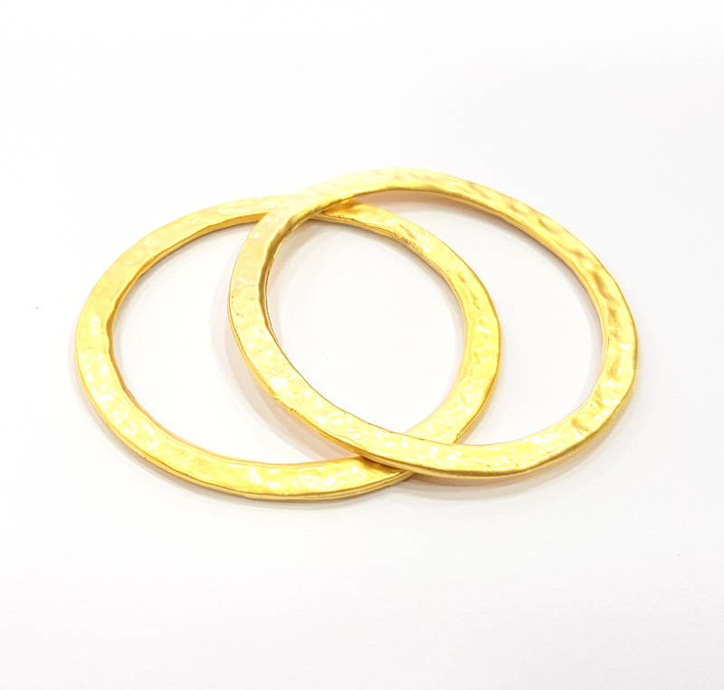 2 Hammered Circle Connector Charm Gold Plated Metal Charms  (40mm)  G10366