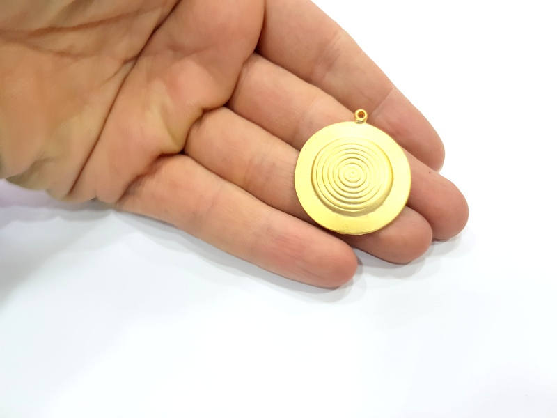 2 Gold Round Charms Gold Plated Metal Charms (32mm)  G10381