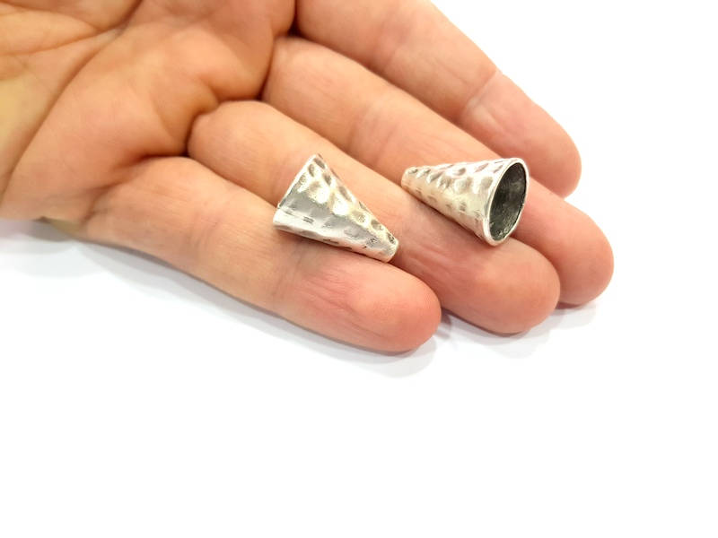 2 Silver Cone Findings Antique Silver Plated Brass  (21x15 mm)  G10435