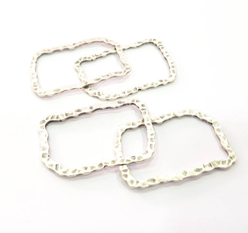 4 Hammered Frame Connector Antique Silver Plated Metal (36x22mm) G10438