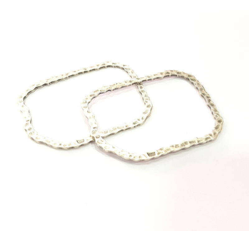 4 Hammered Frame Connector Antique Silver Plated Metal (46x32mm) G10450