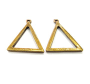 10 Triangle Charm Antique Bronze Charm Antique Bronze Plated Metal Charms (30x21mm) G10535