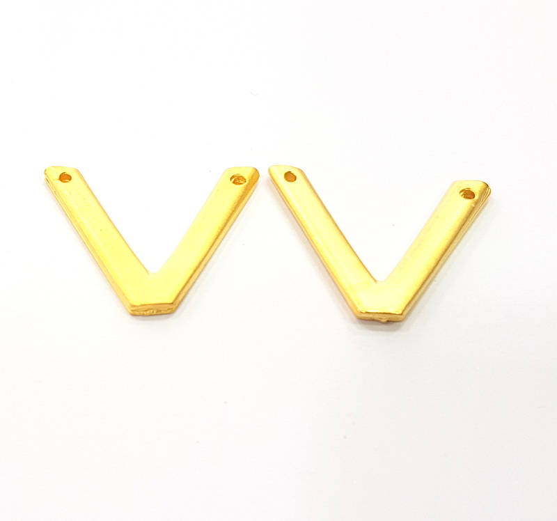 2 Victory Charm Gold Plated Metal Charms  (23x18mm)  G10718