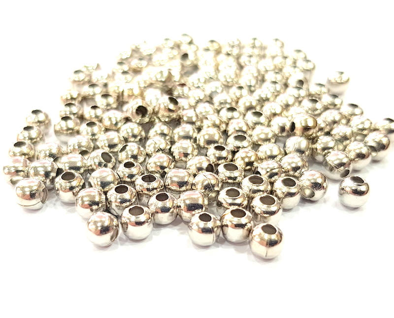 20 Silver Metal Beads Antique Silver Plated Beads 7mm G14582