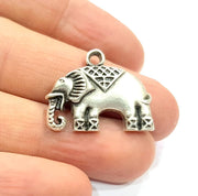 2 Elephant Charms Antique Silver Plated Metal (27x21mm) G10816