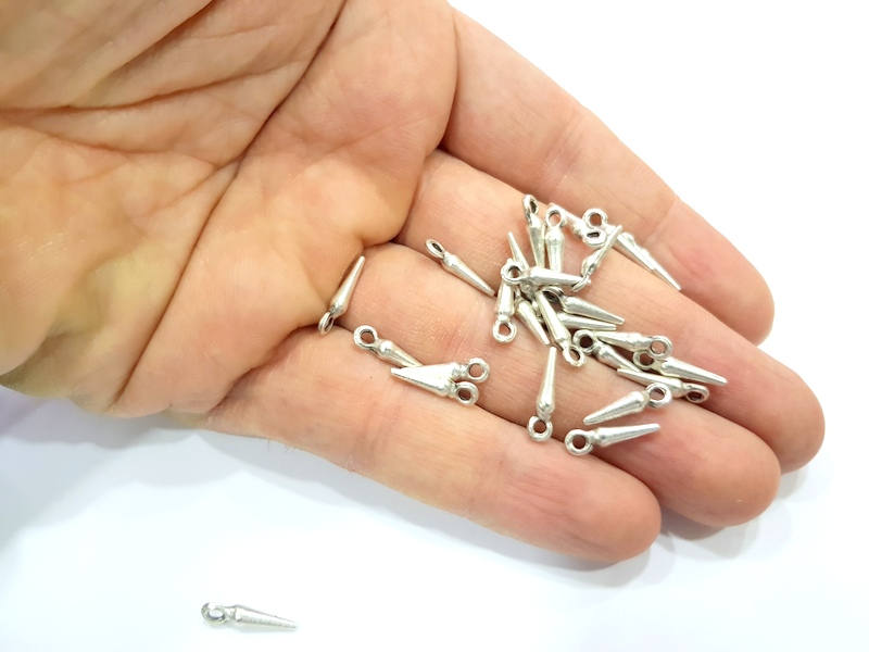 20 Spike Charms Silver Charms Antique Silver Plated Metal (14x3mm) G10817