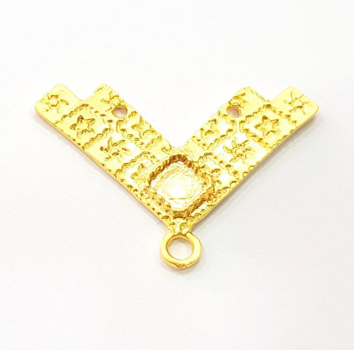 2 Gold Pendant Blank Gold Plated Metal (43x30mm)  G10999