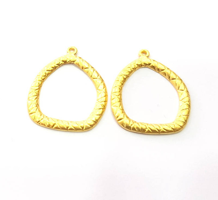 4 Gold Charm Gold Plated Metal (29x24mm)  G11031