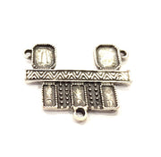 2 Silver Pendant Antique Silver Plated Pendants (32x26mm)  G11082