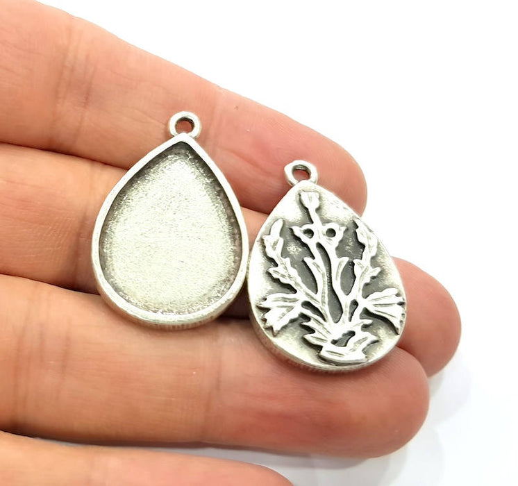 2 Drop Charms Blank Silver Pendant Blank Bezel Base Setting Necklace Resin Blank Mountings Antique Silver Plated  (25x18mm blank )  G9512