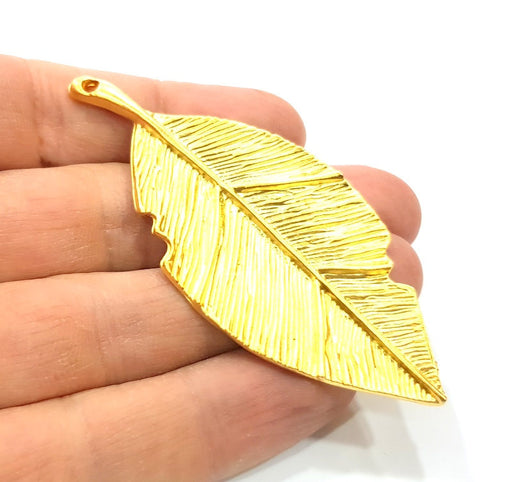 Leaf Pendant Gold Pendant Gold Plated Metal (78x34mm)  G11134