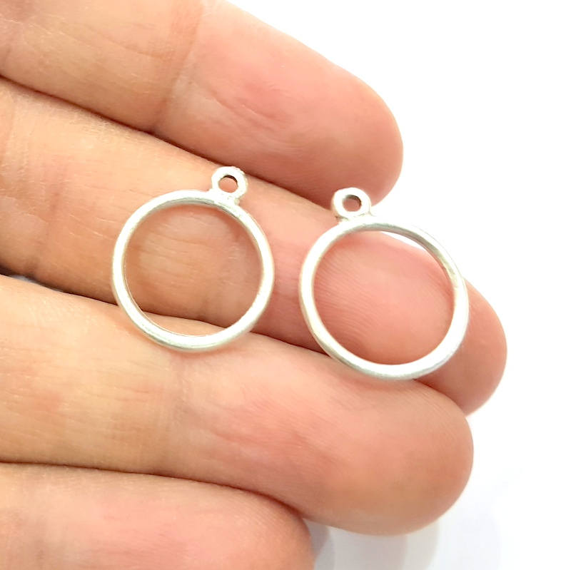 10 Circle Charm Silver Charms Antique Silver Plated Metal (17mm) G11160