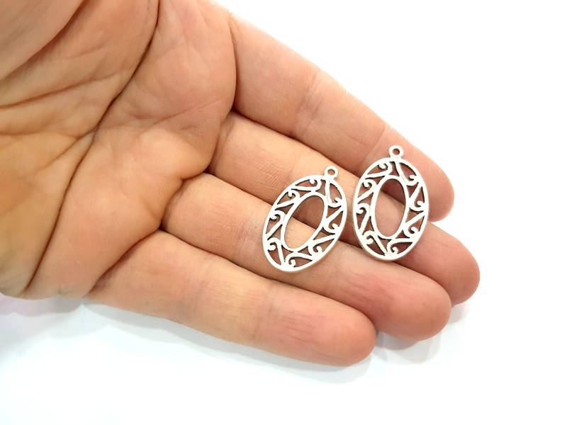 4 Oval Frame Charm Silver Charms Antique Silver Plated Metal (32x19mm) G11393