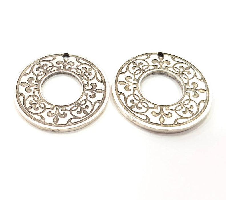 2 Silver Charms Antique Silver Plated Metal (30mm) G11621