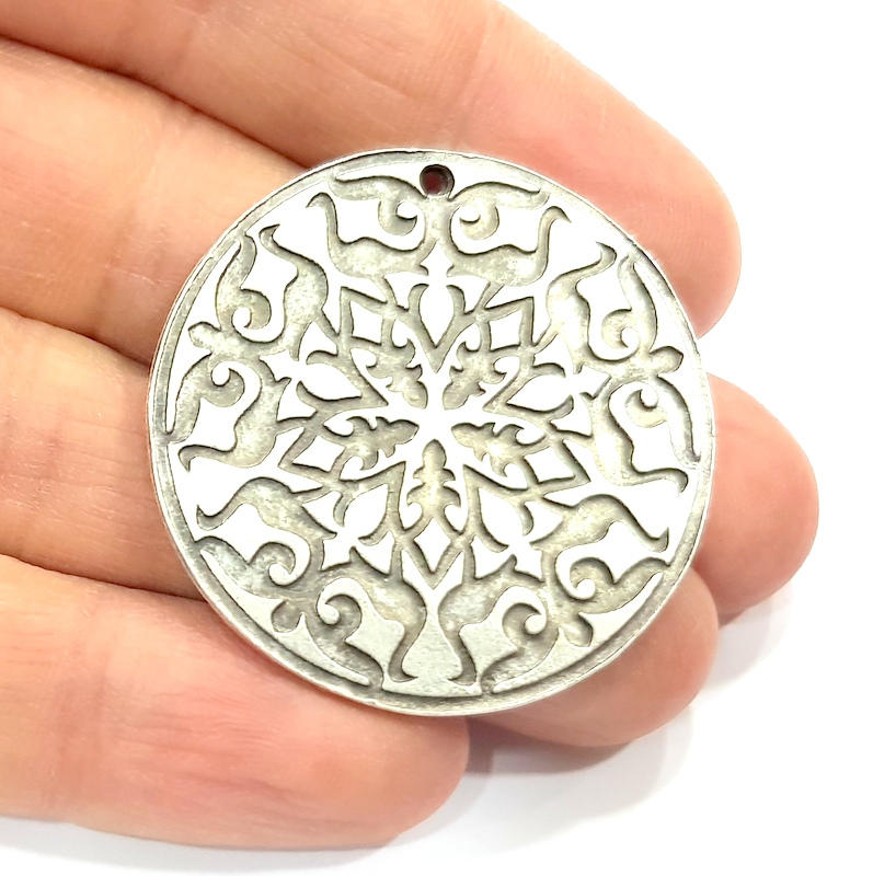 Silver Pendant Antique Silver Plated Metal (40mm) G11623