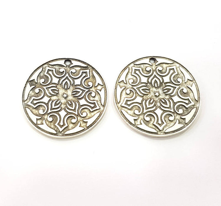 2 Silver Charms Antique Silver Plated Metal (30mm) G11624