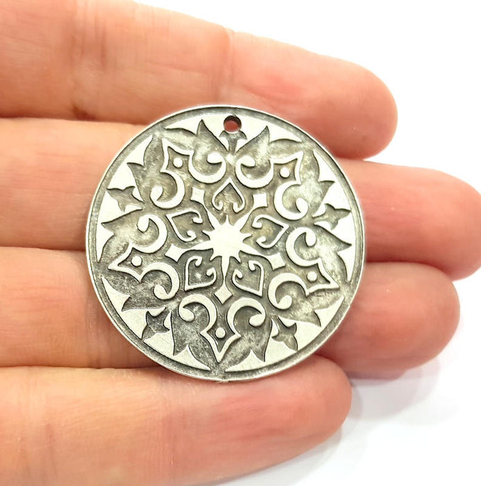 Silver Pendant Antique Silver Plated Metal (40mm) G11628