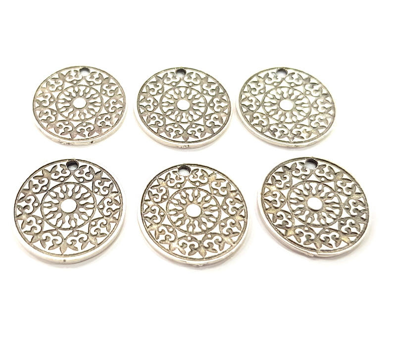 6 Silver Charms Antique Silver Plated Metal (20mm) G11629