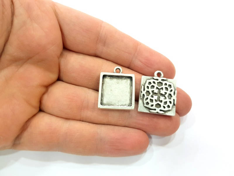 4 Silver Pendant Blank Bezel Base Setting inlay Blank Earring Base Resin Blank Mountings Antique Silver Plated ( 20mm square blank)  G15704