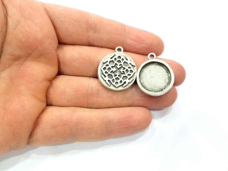 4 Silver Pendant Blank Bezel Base Setting inlay Blank Earring Base Resin Blank Mountings Antique Silver Plated ( 20mm round blank)  G11646