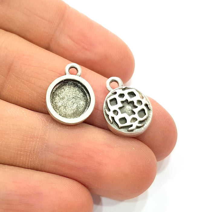 6 Silver Pendant Blank Bezel Base Setting inlay Blank Earring Base Resin Blank Mountings Antique Silver Plated (10mm round blank)  G11649