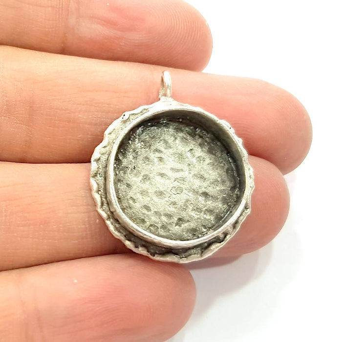 Silver Pendant Blank Resin Blank Mosaic Base Blank inlay Blank Necklace Blank Mountings Antique Silver Plated Brass (20mm blank )  G9753