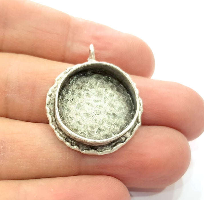 Silver Pendant Blank Resin Blank Mosaic Base Blank inlay Blank Necklace Blank Mountings Antique Silver Plated Brass (20mm blank )  G9753