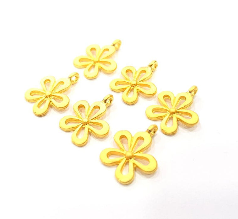 6 Flower Charm Gold Charm Gold Plated Metal (18x14mm)  G11660