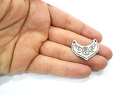 4 Silver Charms Antique Silver Plated Charms (31x25mm) G14373