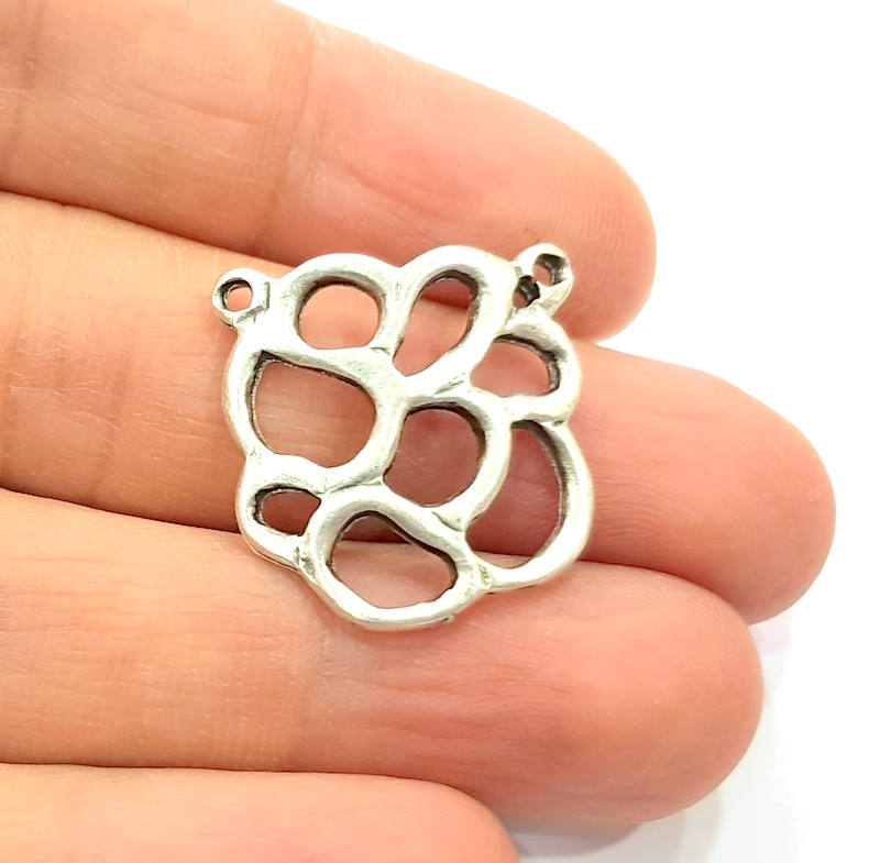 4 Silver Charms Antique Silver Plated Metal (24mm) G11808