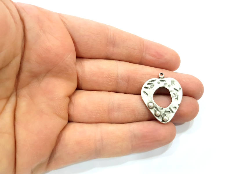 4 Silver Charms Antique Silver Plated Charms (29x24mm) G10301