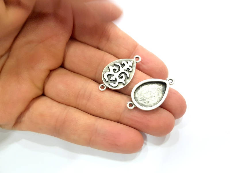 4 Silver Connector Pendant Blank Bezel Base Setting inlay Blank Earring Base Resin Mountings Antique Silver Plated (18x13 mm blank)  G11974