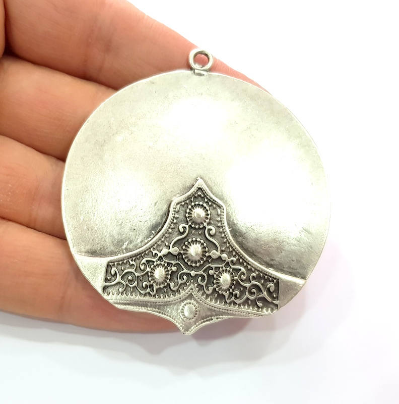 Silver Pendant Antique Silver Plated Metal (57mm) G17514