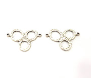 8 Three Ringed Charms Antique Silver Plated Charms (32x21mm) G10298