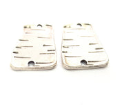 4 Silver Charms Antique Silver Plated Charms (28x18mm) G10304