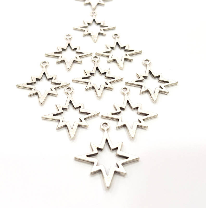 10 North Star Charms Antique Silver Plated Charms (26x22mm) G10319