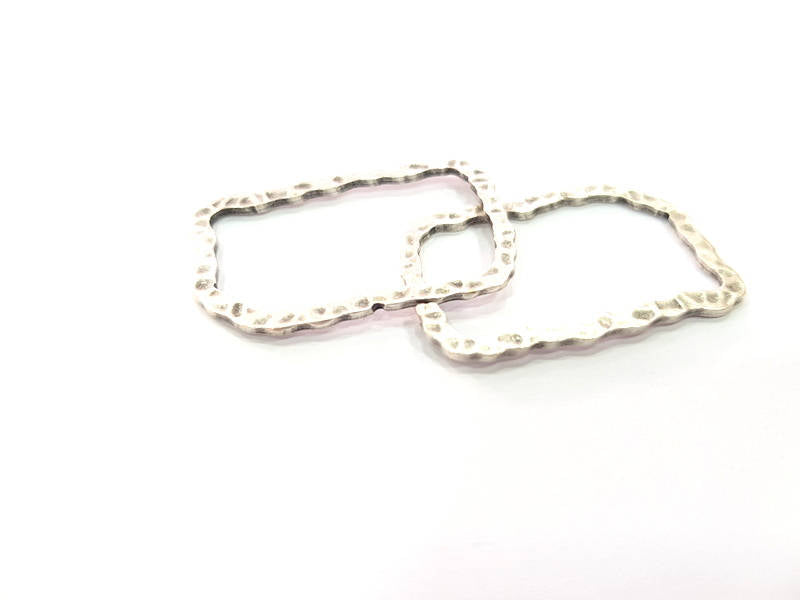 4 Hammered Frame Connector Antique Silver Plated Metal (36x22mm) G10438