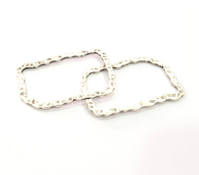 4 Hammered Frame Connector Antique Silver Plated Metal (36x22mm) G10438