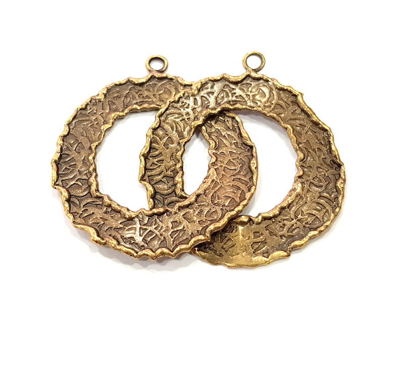 Hammered Circle Charm Antique Bronze Connector Antique Bronze Plated Brass (66x36mm) G12052