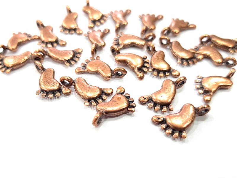 20 Foot Charm Antique Copper Charm Antique Copper Plated Metal (15x9mm) G12069