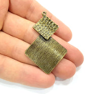 Antique Bronze Pendant Antique Bronze Plated Metal Pendant (55x35mm) G10582
